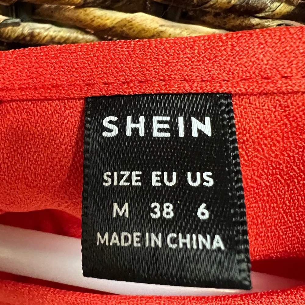 SHEIN- Red Womens‎ Top with Puffy Shoulder Sleeves- Polyester, Pre-Owned - Picture 3 of 4